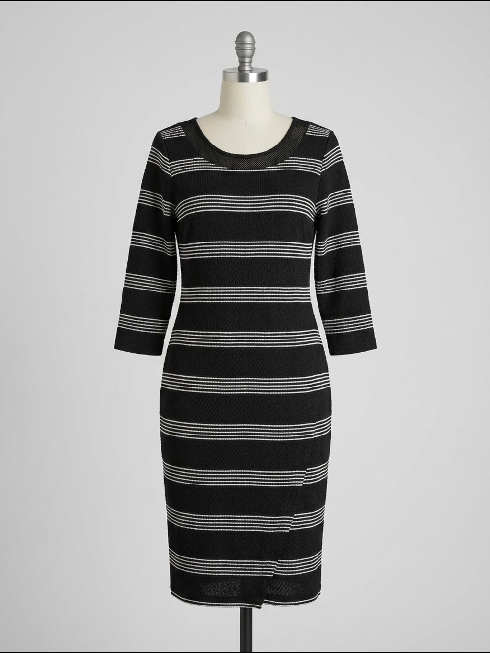 Chico's Black White Striped Sheath Dress Size 0 3/4 Sleeve Textured Knit